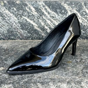 Pavement - Stiletter- Kamilla Patent - Black (Levering i slut oktober)